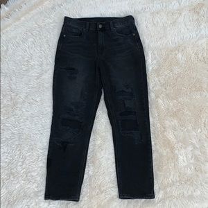 American eagle mom jeans with rips